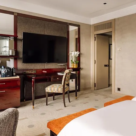 Four Seasons Hotel Ritz Lisbon-3